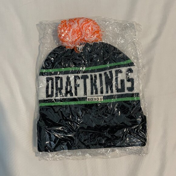 Draft Kings Beanie EST 2012 Black Green Multicolor Pom Topper - Picture 2 of 2